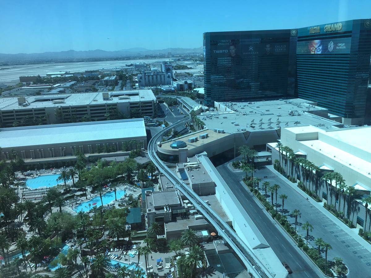 True 1Br Balcony Suite With Strip View At Mgm Signature Las Vegas Bagian luar foto